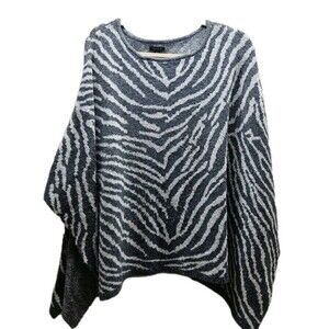 Ann Taylor Womens Gray Zebra Cape Poncho Sweater Size Small